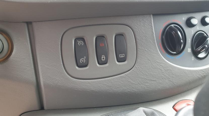 Renault Trafic 2 Passenger PASSENGER EXPRESSION L1H1 1000 2.0 DCI 115