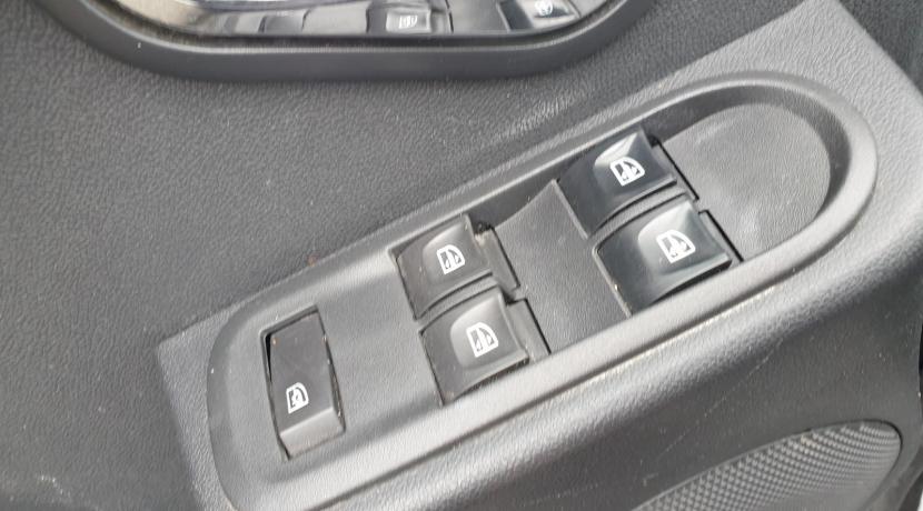 Dacia Duster (2) 1.2 TCE 125 LAUREATE 4X2