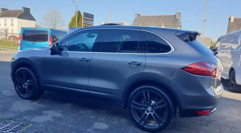 Porsche Cayenne 2 II 3.0 V6 D 245