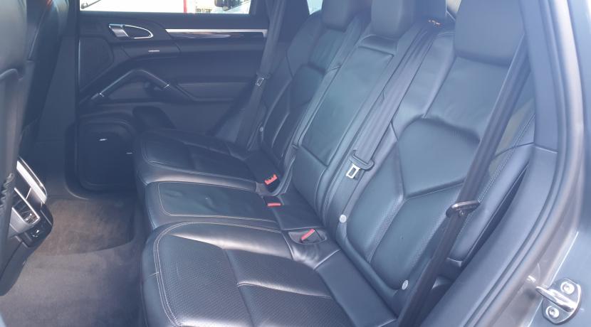 Porsche Cayenne 2 II 3.0 V6 D 245