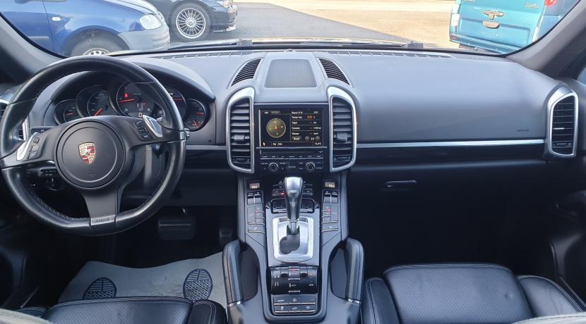 Porsche Cayenne 2 II 3.0 V6 D 245