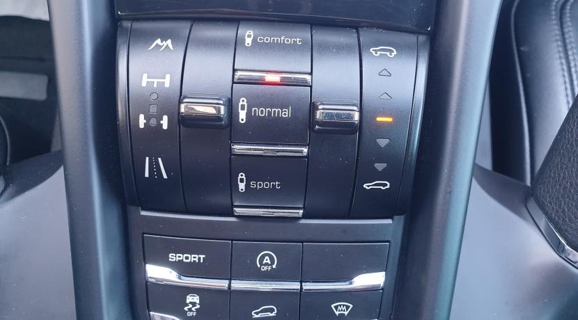 Porsche Cayenne 2 II 3.0 V6 D 245