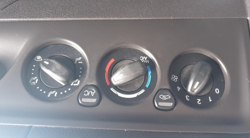 Ford Transit Custom 2.0 TDCI 105 290 L1H1 TREND