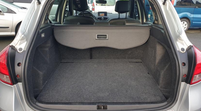 Renault Clio 3 Estate III (2) ESTATE 1.5 DCI 85 115G TOMTOM EDITION