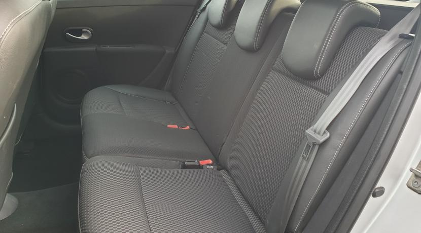 Renault Clio 3 Estate III (2) ESTATE 1.5 DCI 85 115G TOMTOM EDITION