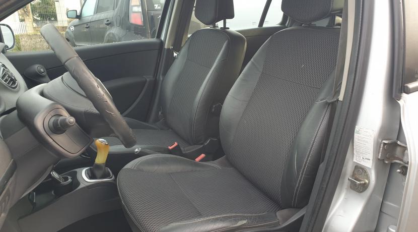Renault Clio 3 Estate III (2) ESTATE 1.5 DCI 85 115G TOMTOM EDITION
