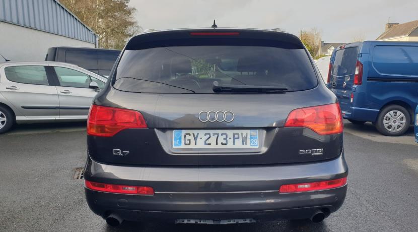 Audi Q7 3.0 V6 TDI AMBIENTE 5PL