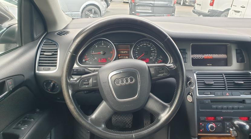 Audi Q7 3.0 V6 TDI AMBIENTE 5PL