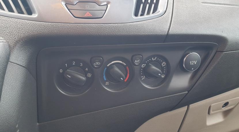 Ford Transit Custom 2.2 TDCI 125 290 L1H1 CABINE APPROFONDIE AMBIENTE