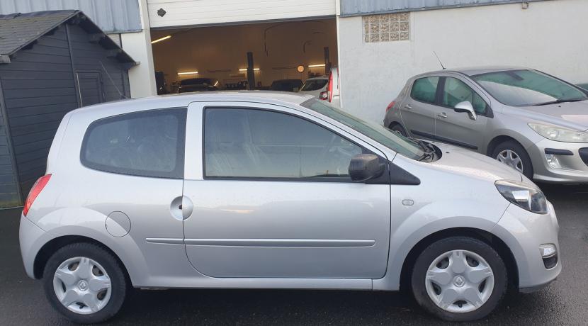 Renault Twingo 2 II (2) 1.2 LEV 16V 75 LIFE ECO2