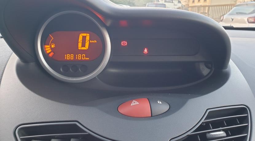 Renault Twingo 2 II (2) 1.2 LEV 16V 75 LIFE ECO2