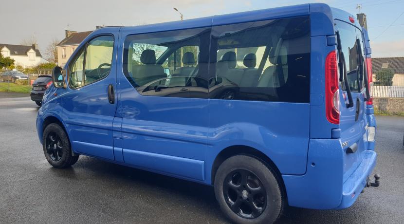 Opel Vivaro Combi COMBI K2700 C1 PACK CLIM CD20 2.0 CDTI 115 FAP