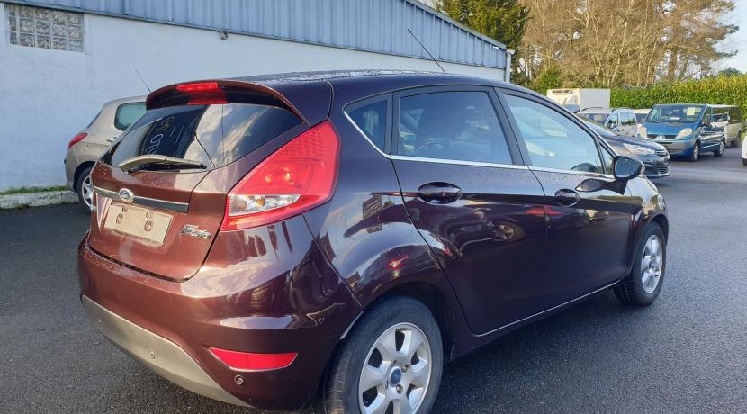 Ford Fiesta 5 1.6 TDCI 115 TITANIUM 5P