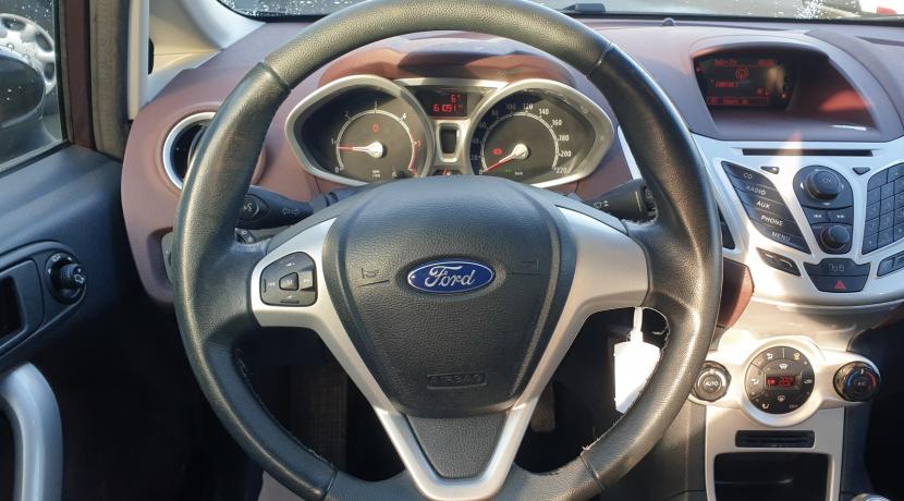 Ford Fiesta 5 1.6 TDCI 115 TITANIUM 5P