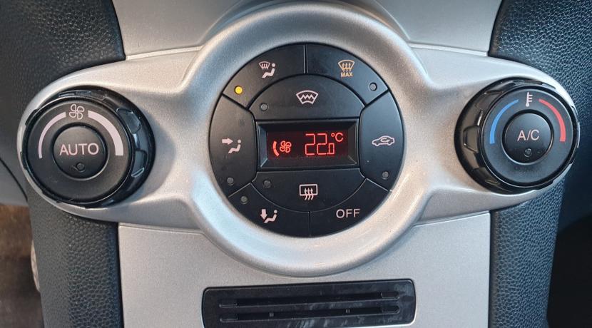 Ford Fiesta 5 1.6 TDCI 115 TITANIUM 5P