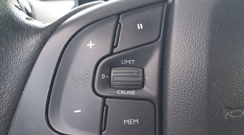 Citroen C4 Cactus 1.6 BLUEHDI 100 S&amp;S SHINE EDITION