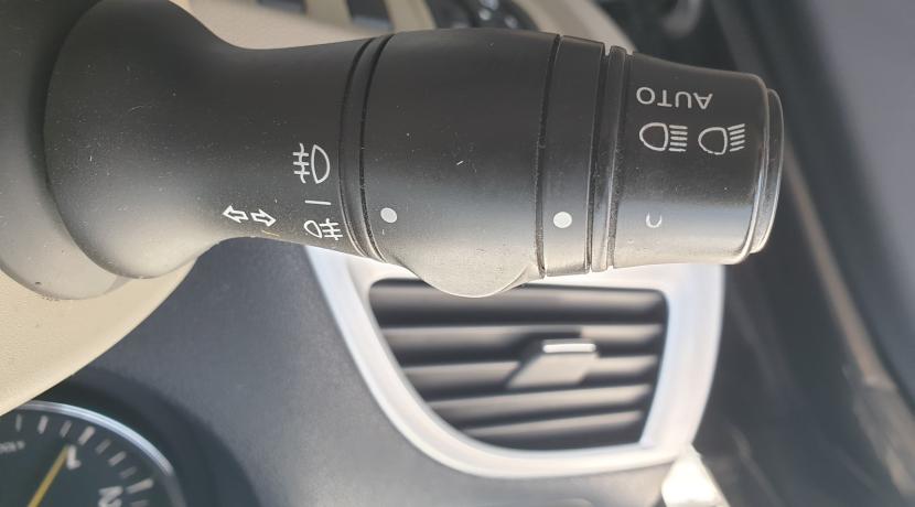 Renault Megane 3 Estate III ESTATE 1.5 DCI 110 FAP CARMINAT TOMTOM EURO5
