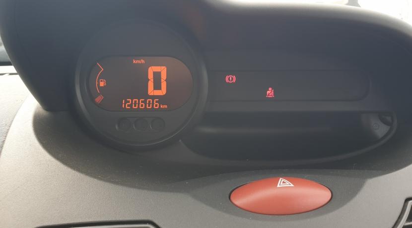Renault Twingo 2 II 1.2 60 DYNAMIQUE