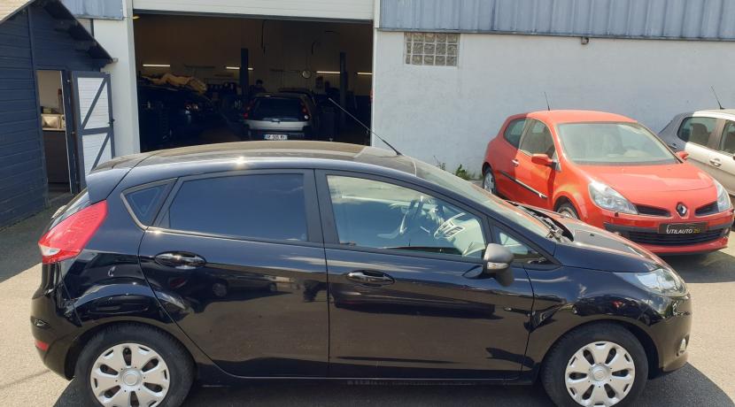 Ford Fiesta 5 V 1600 TDCI 95 DPF TREND 5P