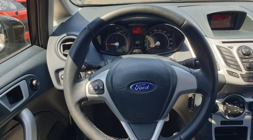 Ford Fiesta 5 V 1600 TDCI 95 DPF TREND 5P