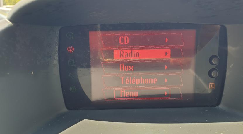 Ford Fiesta 5 V 1600 TDCI 95 DPF TREND 5P