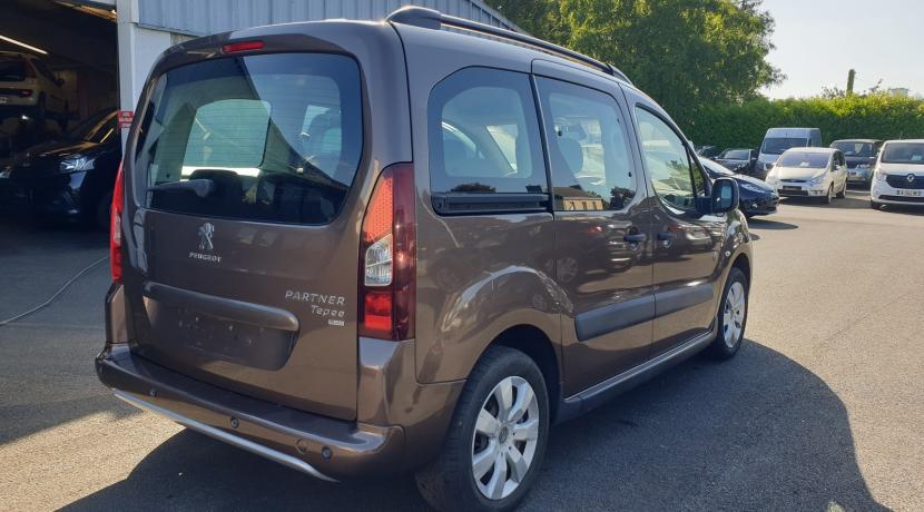 Peugeot Partner Tepee II 1.6 HDI 90 OUTDOOR