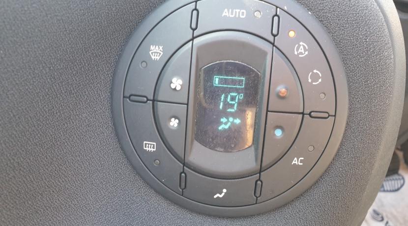 Renault Espace 4 IV (2) Long 2.0 DCI 150 FAP 25TH  7Pl BVA