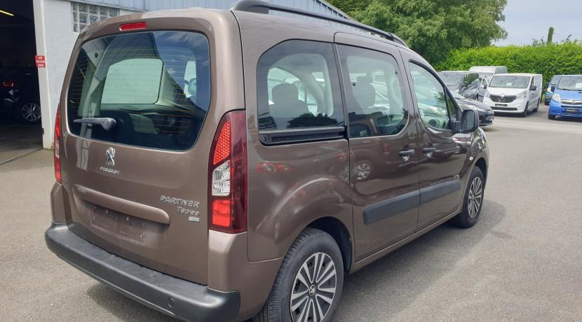 Peugeot Partner Tepee II 1.6 HDI 92 FAP ACTIVE