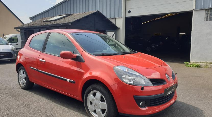 Renault Clio 3 III 1.5 DCI 105 DYNAMIQUE 3P