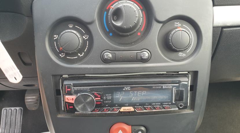 Renault Clio 3 III 1.5 DCI 105 DYNAMIQUE 3P