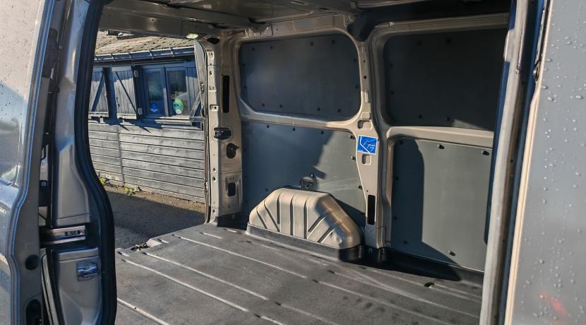 Ford Transit Custom 2.2 TDCI 155 270 L1H1 TREND