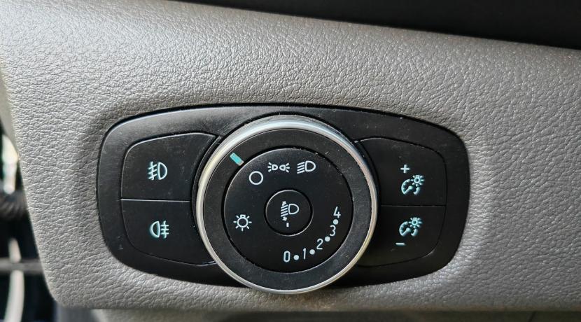 Ford Transit Custom (2) 2.0 ECOBLUE 130 MHEV 300 L2H1 TREND