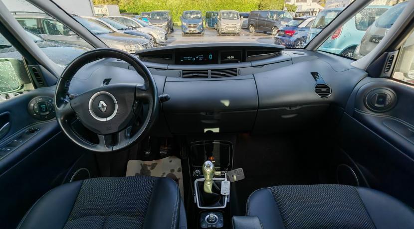 Renault Espace 4 IV (3) 2.0 DCI 130 LIMITED 7Pl