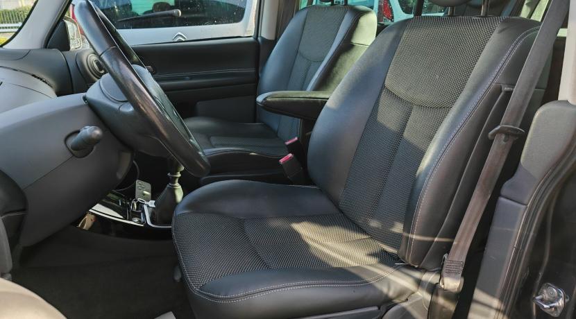 Renault Espace 4 IV (3) 2.0 DCI 130 LIMITED 7Pl