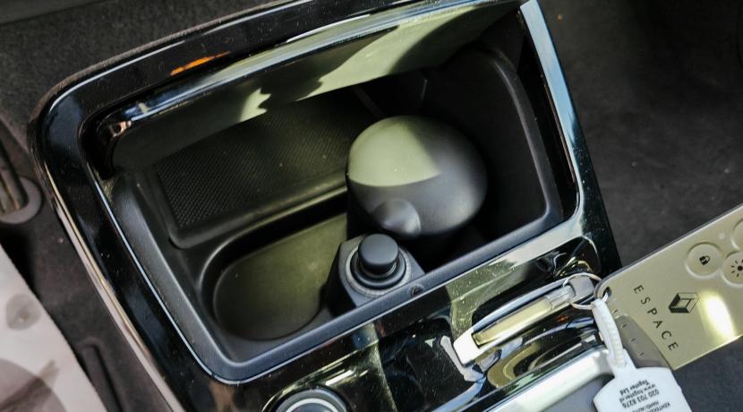 Renault Espace 4 IV (3) 2.0 DCI 130 LIMITED 7Pl