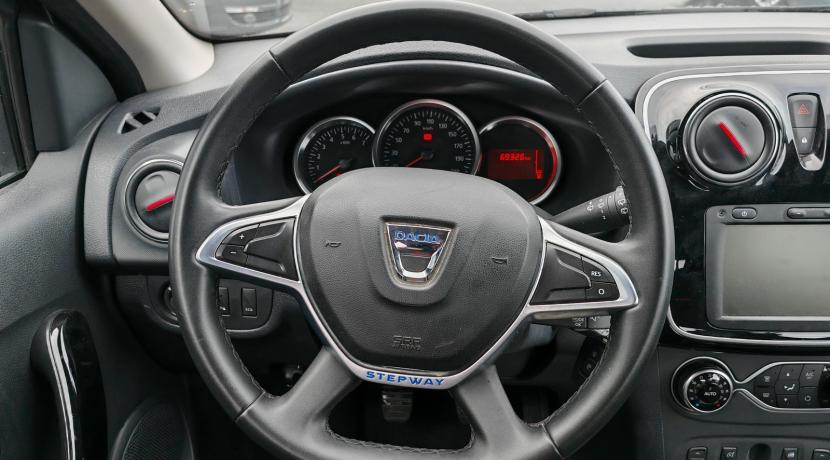 Dacia Sandero 2 Stepway II (2) STEPWAY 0.9 TCE 90 TECHROAD