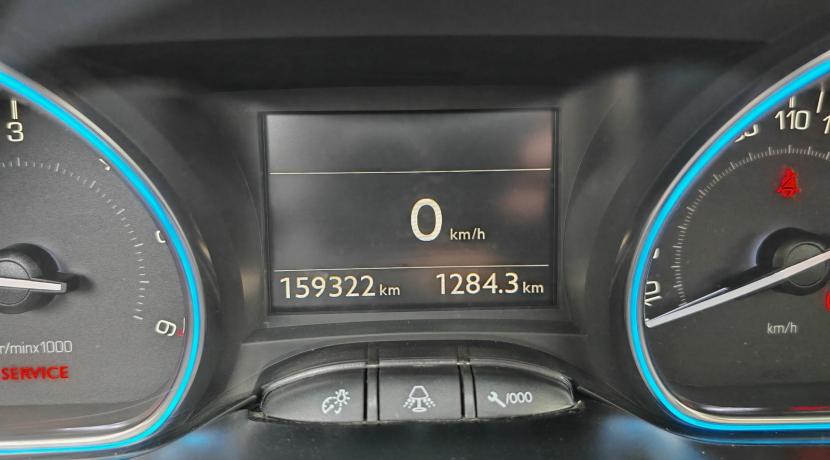 Peugeot 2008 1.6 BLUEHDI 100 S&amp;S ALLURE