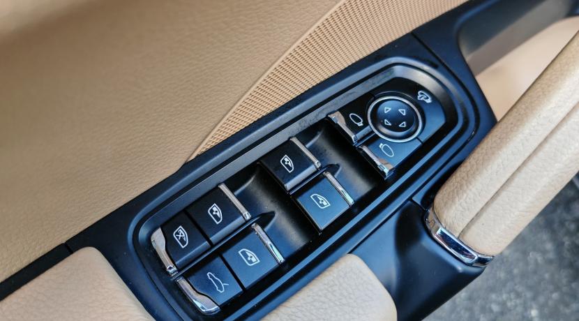 Porsche Cayenne 2 II (2) 3.0 V6 D 262 TIPTRONIC